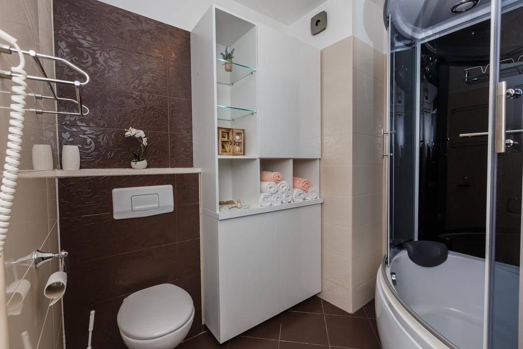 Villa Apartments Katja Traù Esterno foto