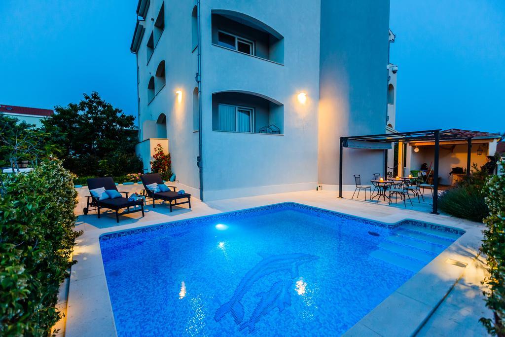 Villa Apartments Katja Traù Esterno foto